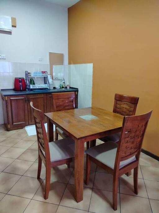 Homestay Elina - Cheap And Cosy Port Dickson Zewnętrze zdjęcie